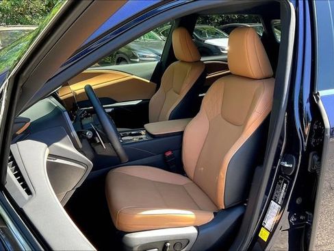 Used 2024 Lexus RX 350 Premium w/ Accessory Package (Z1) AWD/4WD image 21