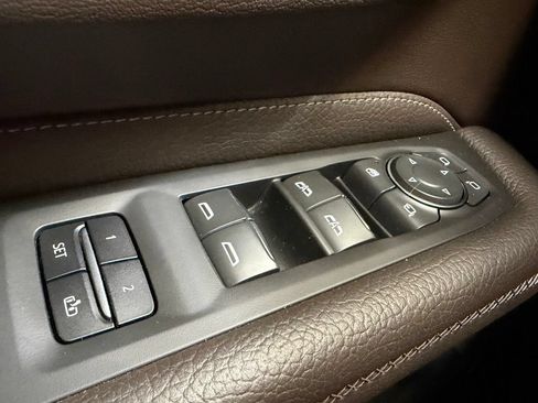 Used 2022 GMC Yukon Denali w/ Max Trailering Package AWD/4WD image 24