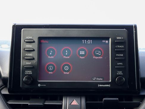 Used 2021 Toyota RAV4 XLE image 20