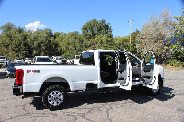 Used 2024 Ford F350 XLT w/ FX4 Off-Road Package AWD/4WD image 18