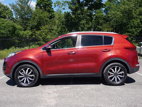 Used 2018 Kia Sportage EX AWD/4WD image 15