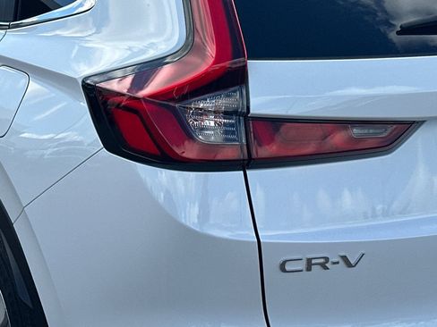 Used 2023 Honda CR-V EX-L image 25