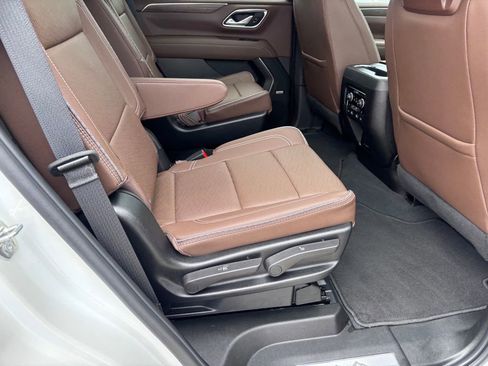 Used 2024 Chevrolet Tahoe High Country w/ Advanced Technology Package image 15