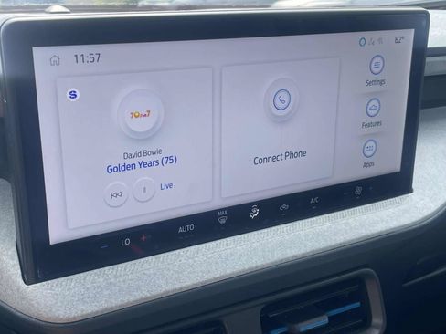 Used 2025 Ford Maverick XLT w/ Equipment Group 302A AWD/4WD image 15