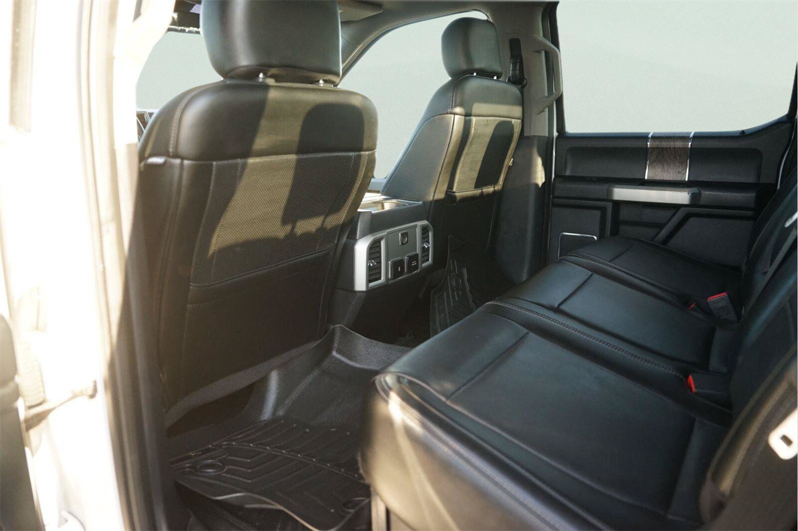 Certified 2019 Ford F250 Lariat w/ Lariat Ultimate Package AWD/4WD image 12