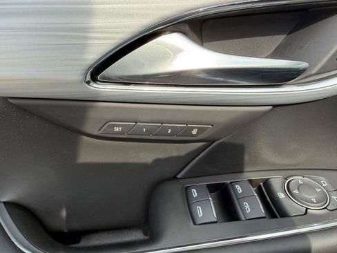 New 2026 Buick Envision Avenir image 19