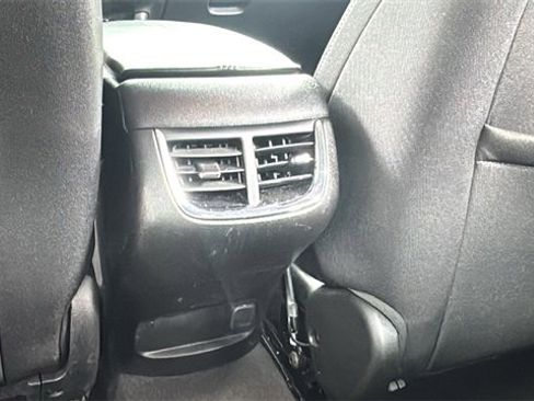 Used 2024 Chevrolet Malibu LT image 32