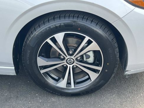 Used 2022 Nissan Sentra SV image 28