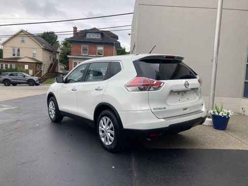 Used 2014 Nissan Rogue S FWD image 4