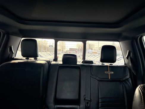 Used 2024 Ford F350 Platinum image 45