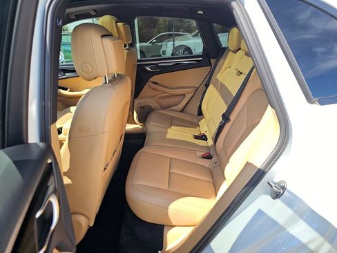 Used 2017 Porsche Macan AWD/4WD image 16
