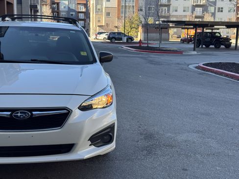 Used 2017 Subaru Impreza 2.0i Premium w/ BSD & Rcta/SRF/Eyesight image 11