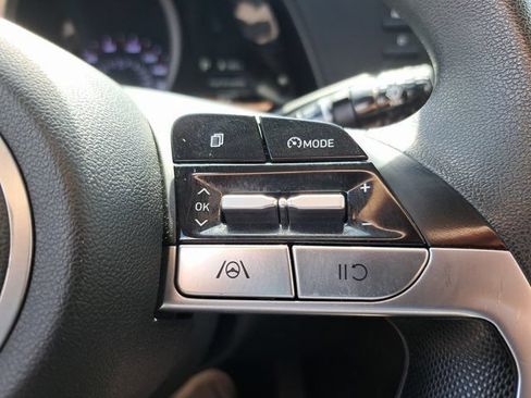 Used 2023 Hyundai Elantra SEL FWD image 23