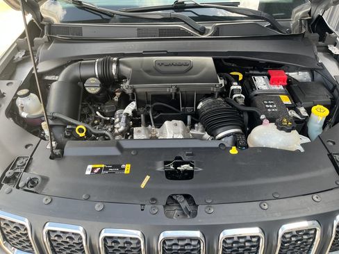 Used 2023 Jeep Compass Sport AWD/4WD image 23