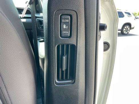 Used 2019 Honda Odyssey EX-L image 39