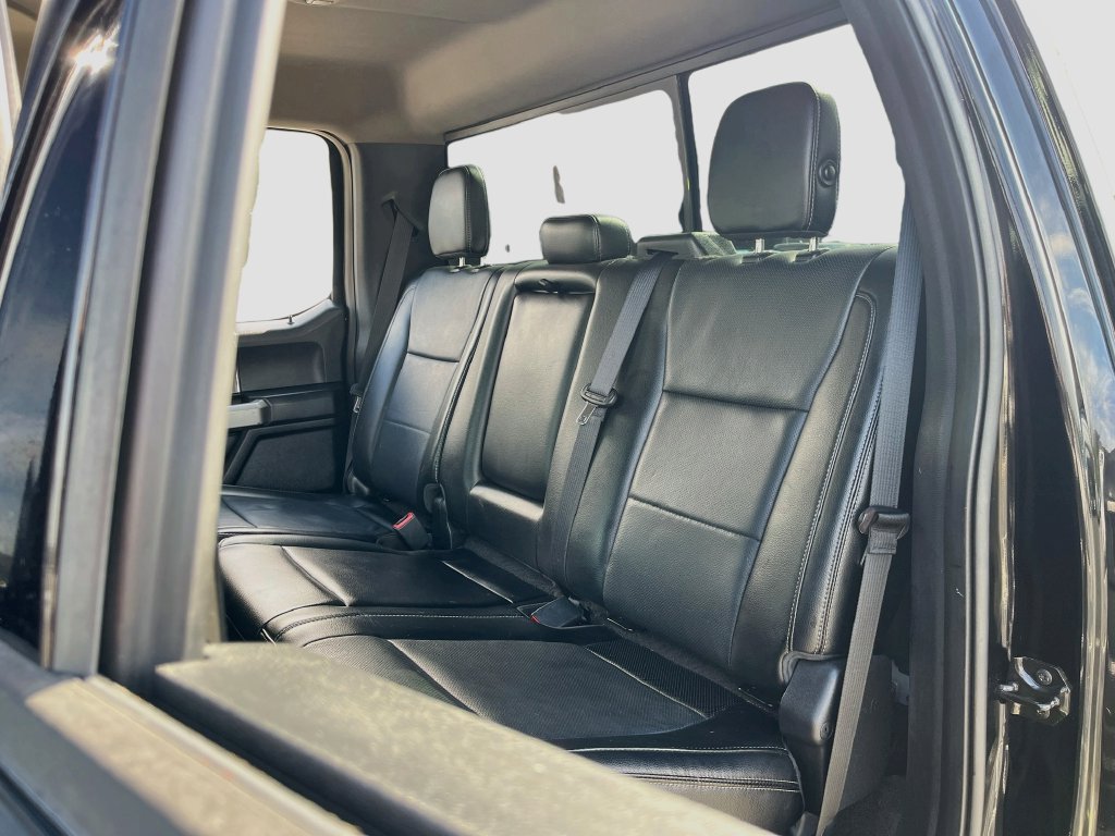 Used 2018 Ford F250 Lariat w/ Lariat Value Package AWD/4WD image 24