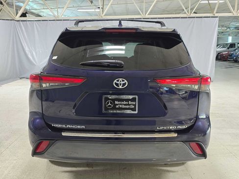 Used 2022 Toyota Highlander Limited AWD/4WD image 5