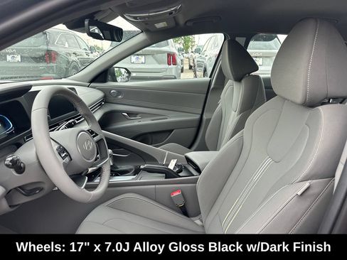Used 2026 Hyundai Elantra Sport FWD image 11