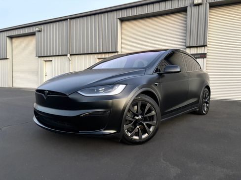 Used 2023 Tesla Model X AWD/4WD image 5
