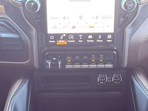 Used 2024 RAM 3500 Limited w/ Towing Technology Group image 22