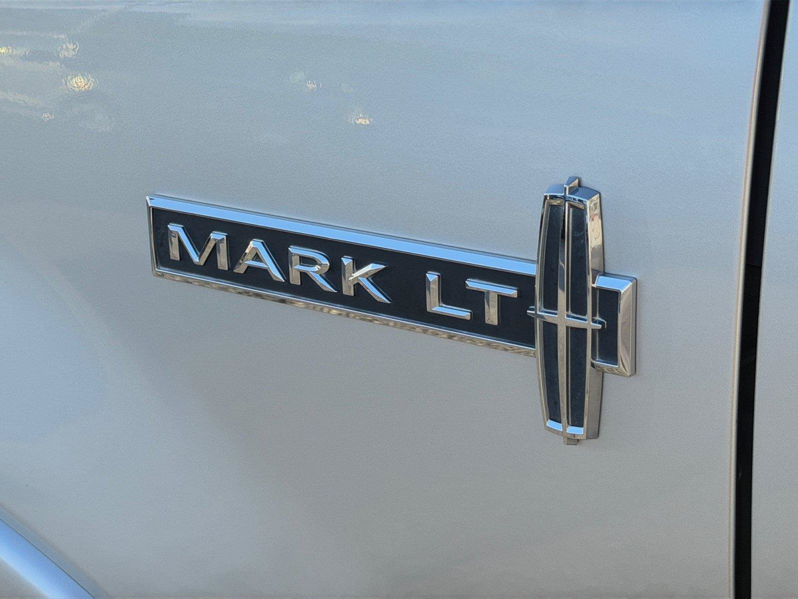 Used 2008 Lincoln Mark LT 4x4 image 20