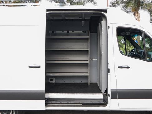 Used 2024 Mercedes-Benz Sprinter 2500 w/ Acoustic Package image 12