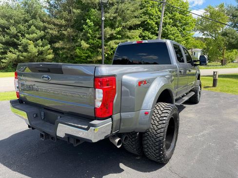 Used 2021 Ford F350 XL w/ STX Appearance Package AWD/4WD image 5