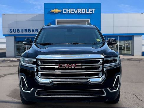 Used 2023 GMC Acadia SLT AWD/4WD image 3