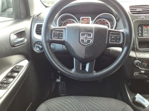 Used 2017 Dodge Journey SE FWD image 5