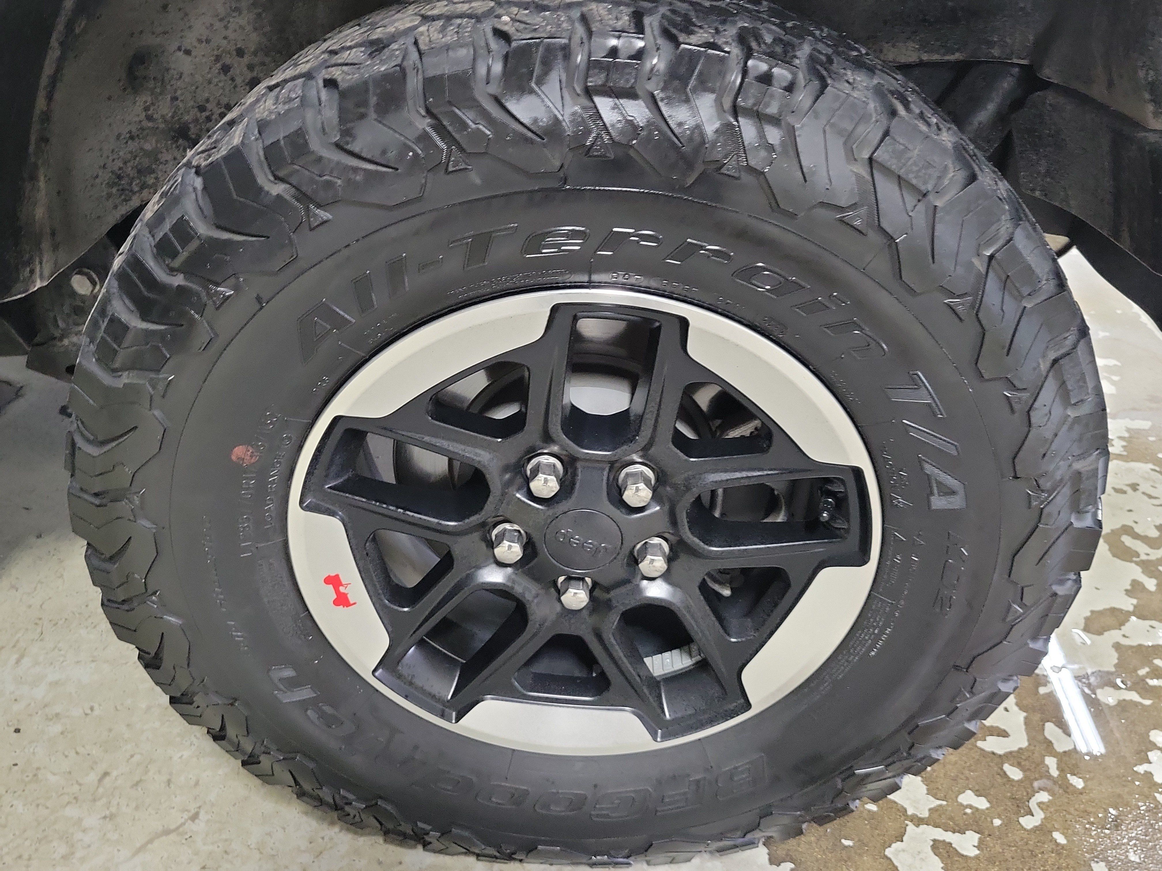 Used 2020 Jeep Wrangler Unlimited Rubicon AWD/4WD image 6