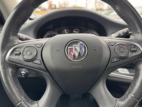 Used 2021 Buick Enclave Essence w/ Sound and Sites Package image 27