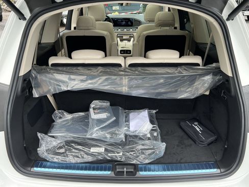 New 2026 Mercedes-Benz GLS 450 4MATIC image 32