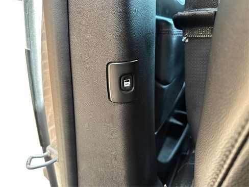 Used 2015 Dodge Grand Caravan R/T FWD image 44