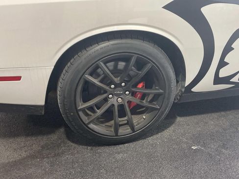 Used 2023 Dodge Challenger SRT Hellcat RWD image 11