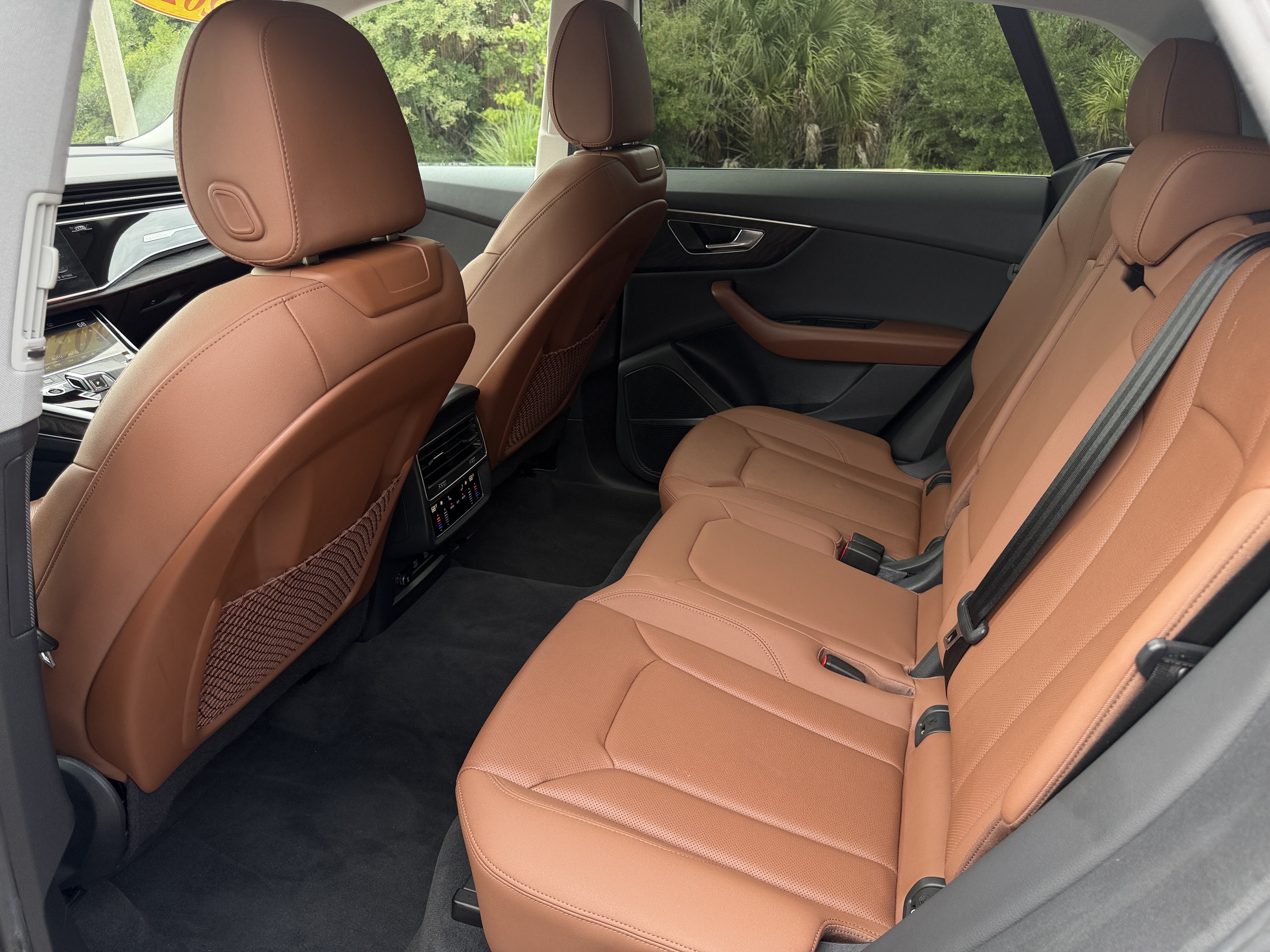 Used 2021 Audi Q8 Premium Plus AWD/4WD image 18