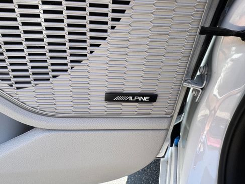 Used 2023 Jeep Grand Cherokee L Overland image 23