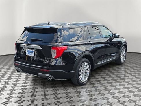 Certified 2023 Ford Explorer Limited w/ Limited Technology Package image 6