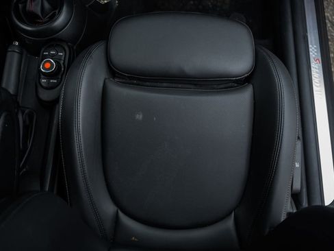 Used 2019 MINI Cooper S image 31