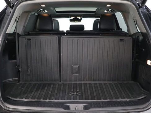 Used 2019 Toyota Highlander Limited Platinum AWD/4WD image 29