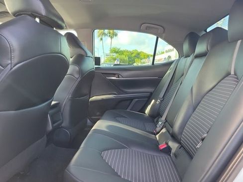 Used 2024 Toyota Camry SE FWD image 14