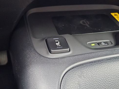 New 2026 Toyota Corolla XLE FWD image 12