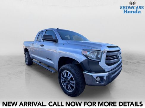 Used 2015 Toyota Tundra SR5 w/ SR5 Upgrade Package RWD image 6