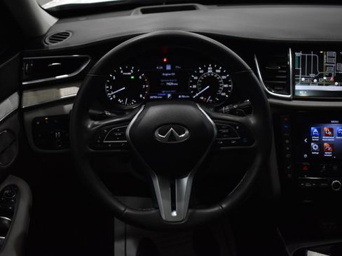 Used 2023 INFINITI QX50 Sensory image 16