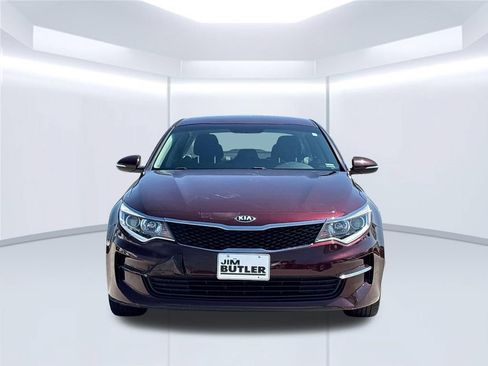 Used 2018 Kia Optima LX w/ 17" Alloy Wheels Package FWD image 9