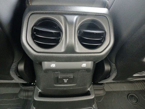 New 2026 Jeep Wrangler Unlimited Sahara AWD/4WD image 5