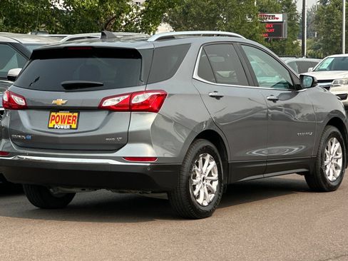 Used 2018 Chevrolet Equinox LT w/ Sun & Infotainment Package AWD/4WD image 4