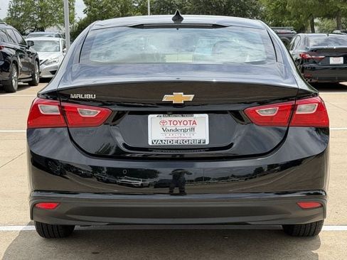 Used 2024 Chevrolet Malibu LS w/ LPO, Floor Liner Package FWD image 5