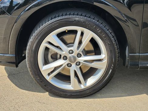 Used 2020 Audi Q3 2.0T Premium AWD/4WD image 10