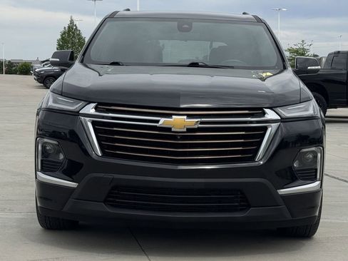 Used 2023 Chevrolet Traverse High Country w/ LPO, Floor Liner Package image 7