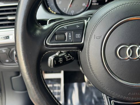 Used 2014 Audi S8 AWD/4WD image 38